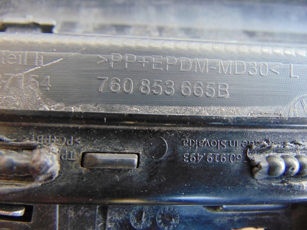 фото №10, Решётка w бампер левая vw touareg 2018- 760853665b