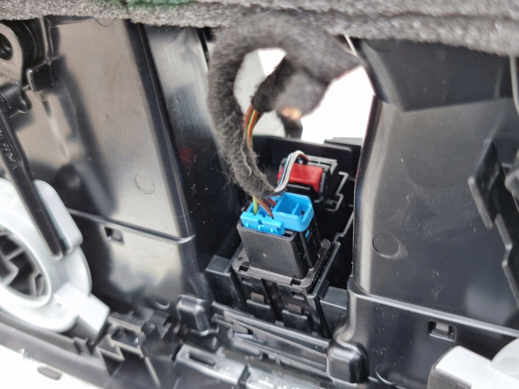 фото №6, Vw golf vii 1.8 tsi рамка радио средняя usa