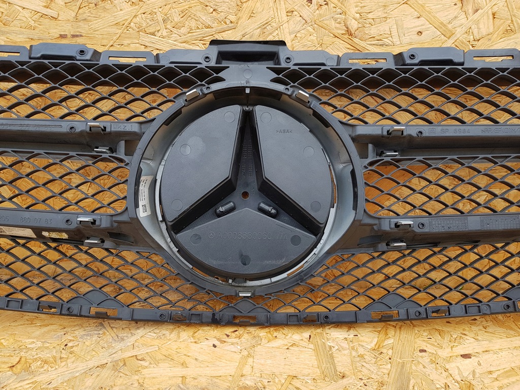 фото №12, Mercedes c klasa w205 14- решётка решётка радиатора решётка радиатора бампера перед a2058800783