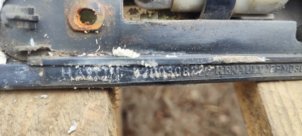 фото №8, Лампа номерного знака регистрационный podświeletnie renault kangoo i 98- 8200103260