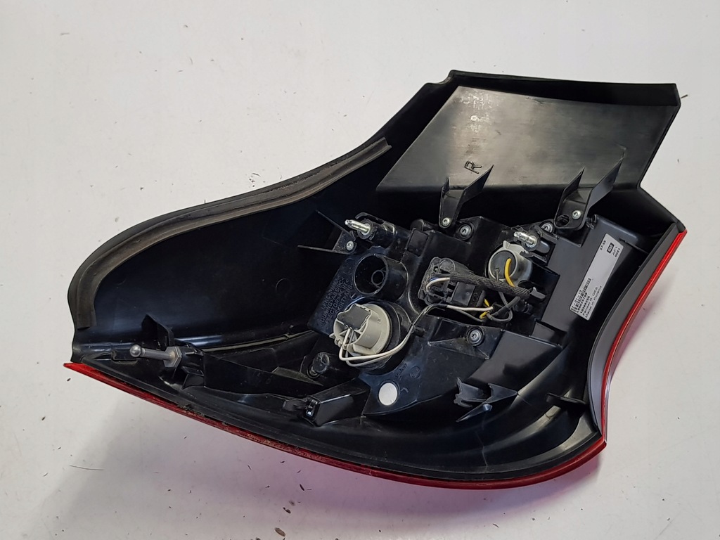 фото №9, Лампа правий задня opel astra j gtc