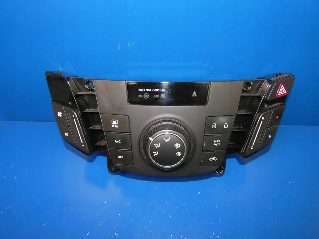 фото №3, Hyundai i40 панель радіо кондиціонера