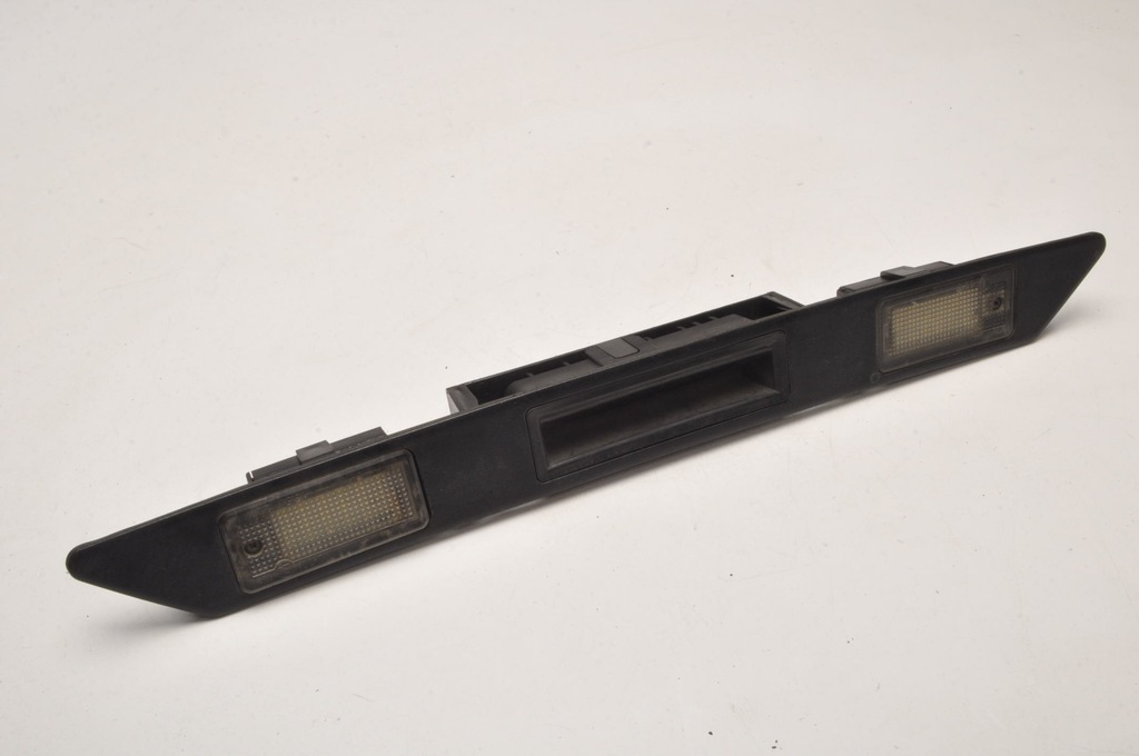 фото №1, Audi s3 8p накладка молдинг кришки