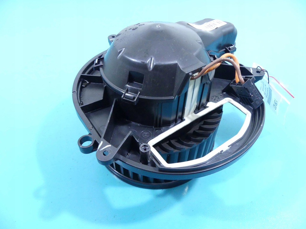 фото №1, Повітродувка обдув вентилятор bmw 3 f30 f31 eu