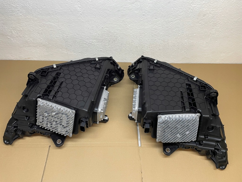 Купити Лампи ліва права mercedes sl w232 amg full led