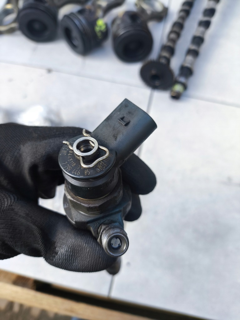 фото №8, Bmw e90 bmw 1 e87 fl 2.0 d форсунка, bmw 1 779844605 ?