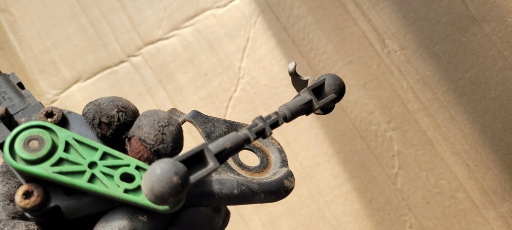 фото №9, S7 4g a7 датчик выравнивание лампа левый задняя 4h0907503 a6 c7 s6