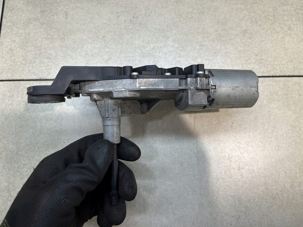 фото №4, Моторчик дворник s-max i 2.0 tdci 0390201823