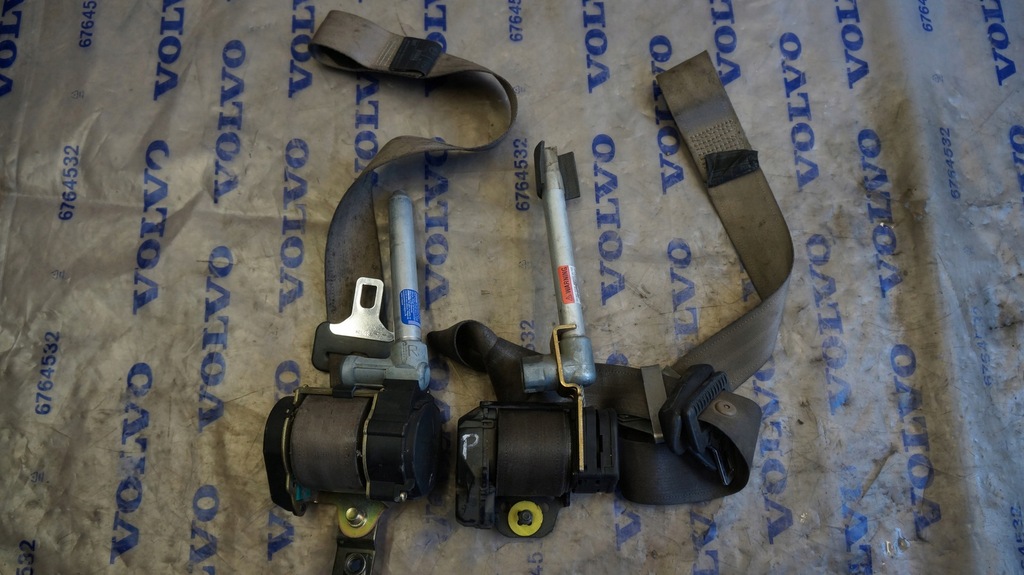 фото №1, Volvo c70 правий перед pas безпеки