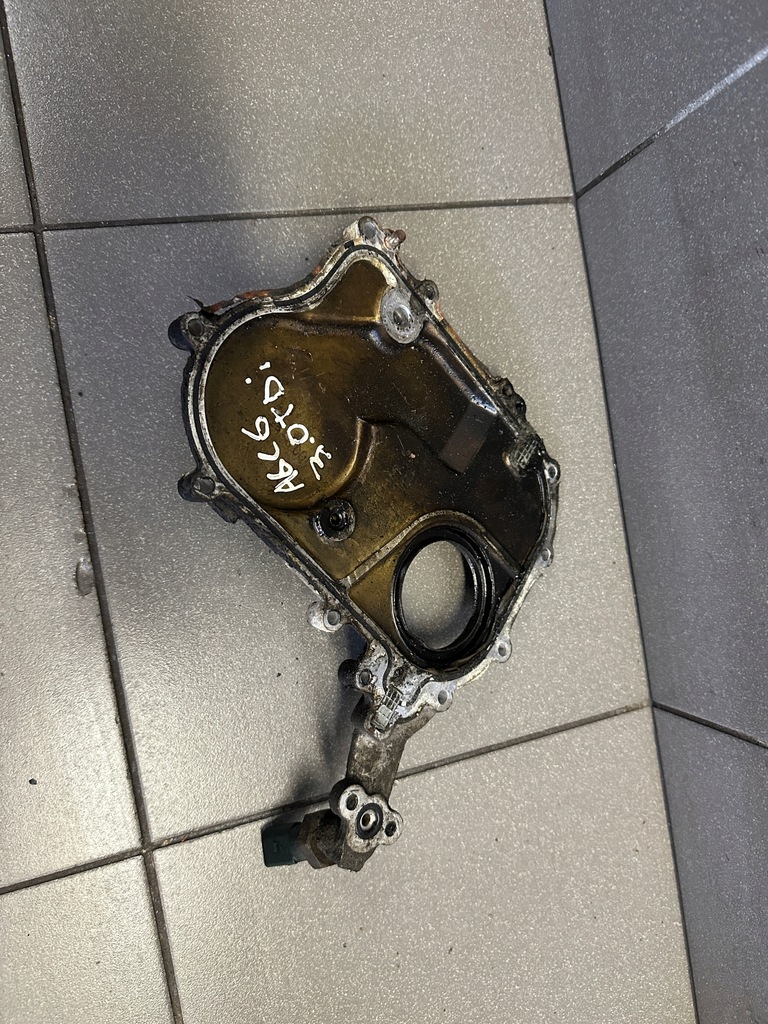 фото №4, Захист корпус розподільного валу audi a6 c6 fl 3.0 tdi cdy 059103153ar