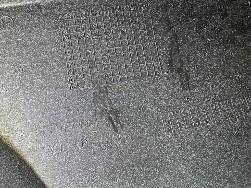 Audi q3 lift sline 15- спойлер бампер передний с Разборки