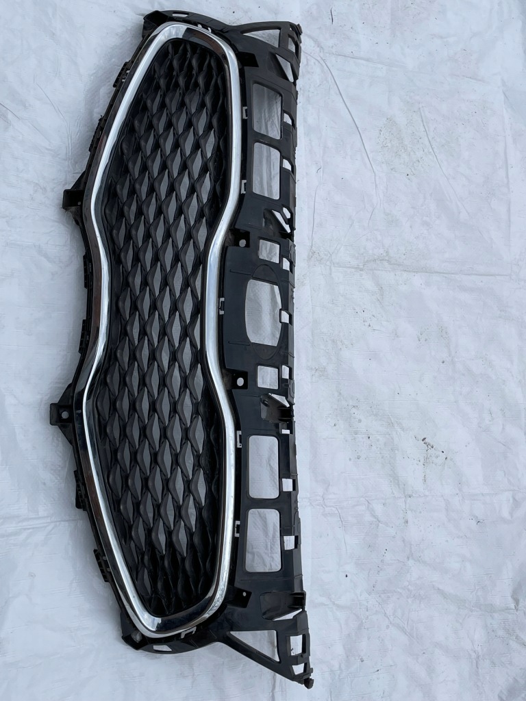 фото №1, Kia carens iv 13-16 решітка радіатора решітка радіатора 86352-a4000