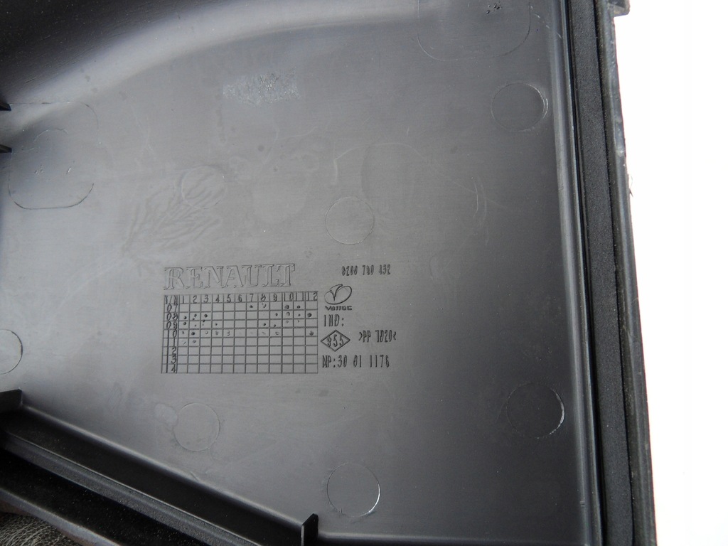 фото №7, Dacia duster i 09-13 1.6 16v комплектная коробка предохранителей