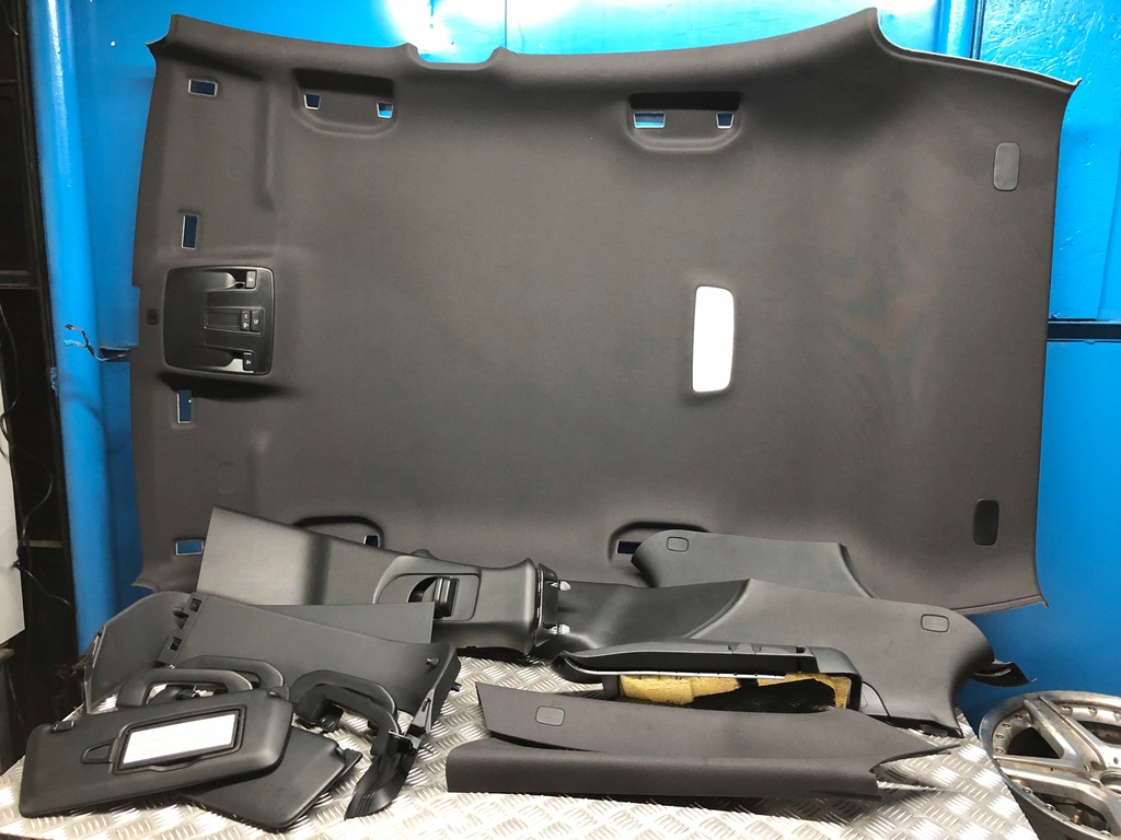 фото №1, Mercedes w176 amg потолок потолок czarna комплект стойки