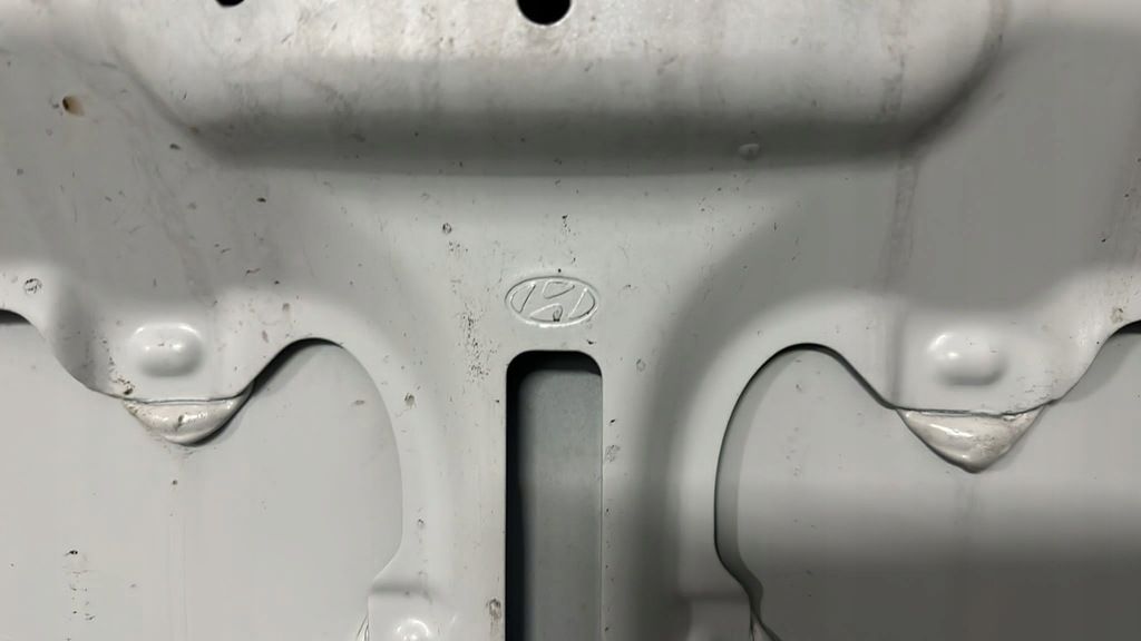 фото №7, Hyundai i30 2012- капот