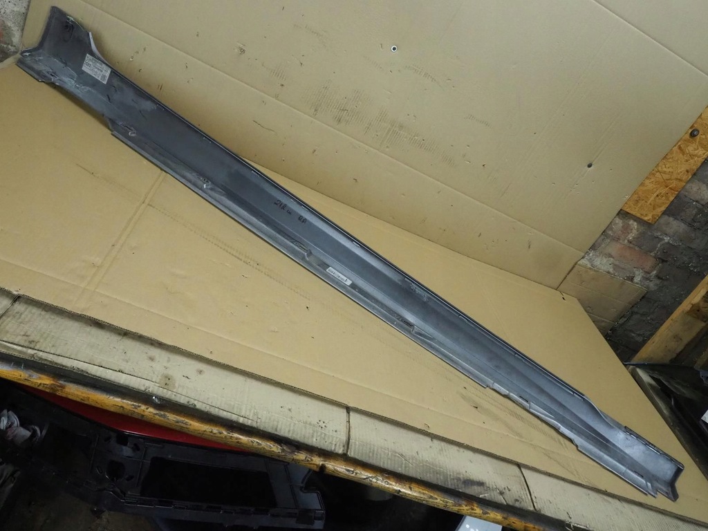 фото №13, Audi a6 c8 молдинг порог левая порог левый 4k0853855