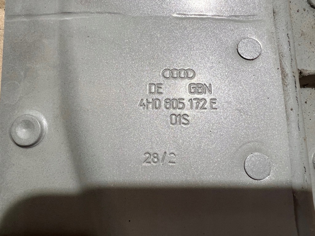 фото №8, Audi a8 d4 ly7g з'єднувач металевий лонжерон правий 4h0805176e