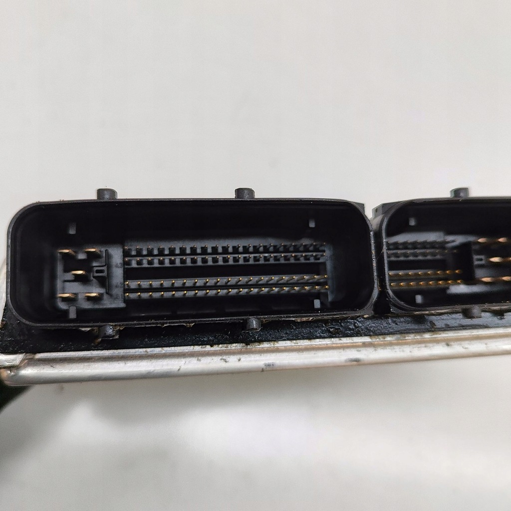 фото №8, Audi q7 4l 2007 блок управления / модуль заднего подвеска пневматический