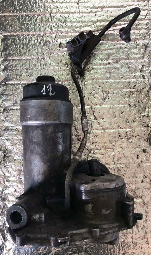 фото №1, Vag основа корпус фільтра оливи 059115405e audi passat