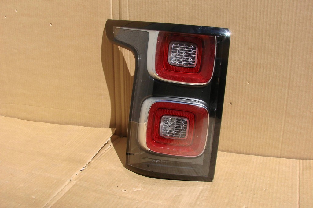 фото №2, Land rover range rover l405 2020 левая сторона лампа задняя