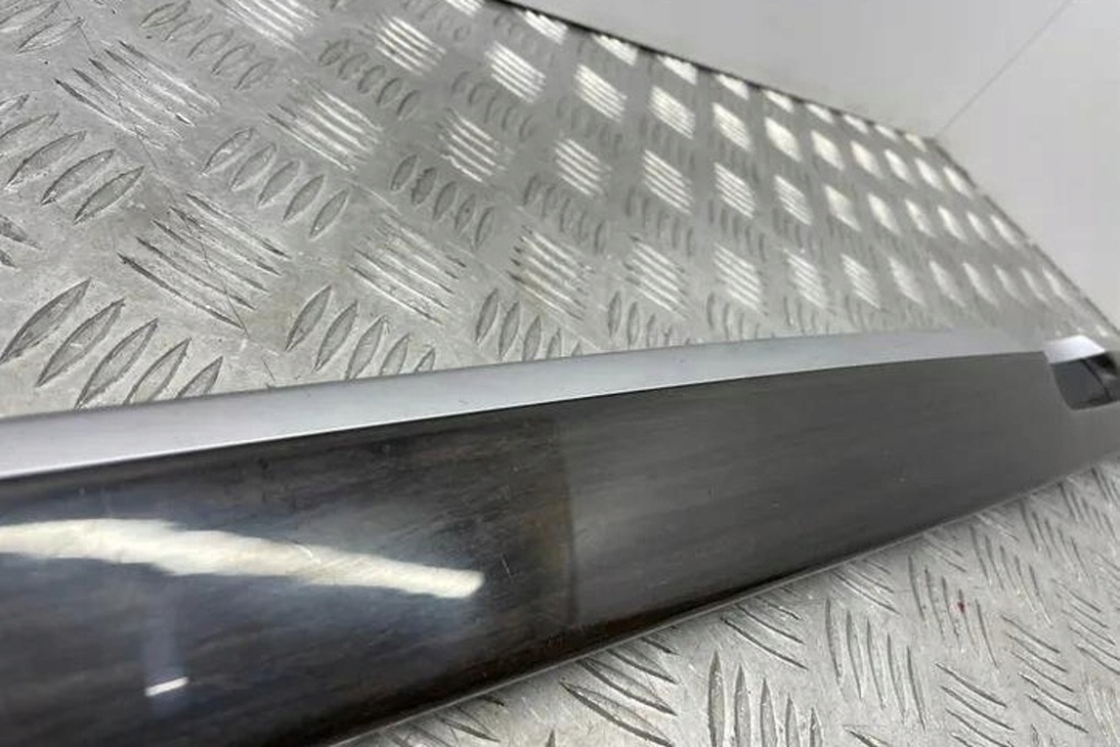 фото №7, Молдинг декоративная приборная панель bmw 7 f01, f02 9115576 3.0l дизель 180kw 2010