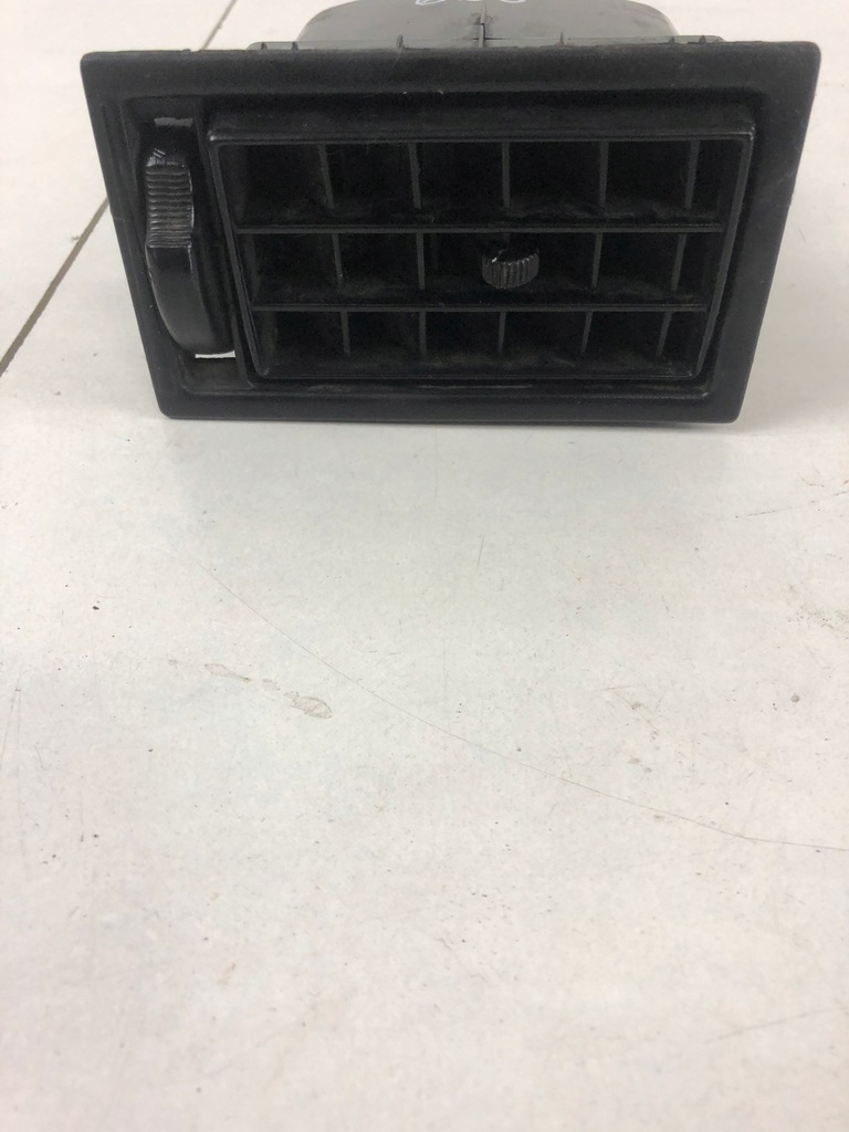 фото №1, Vw t4 решётка обдув 701819701