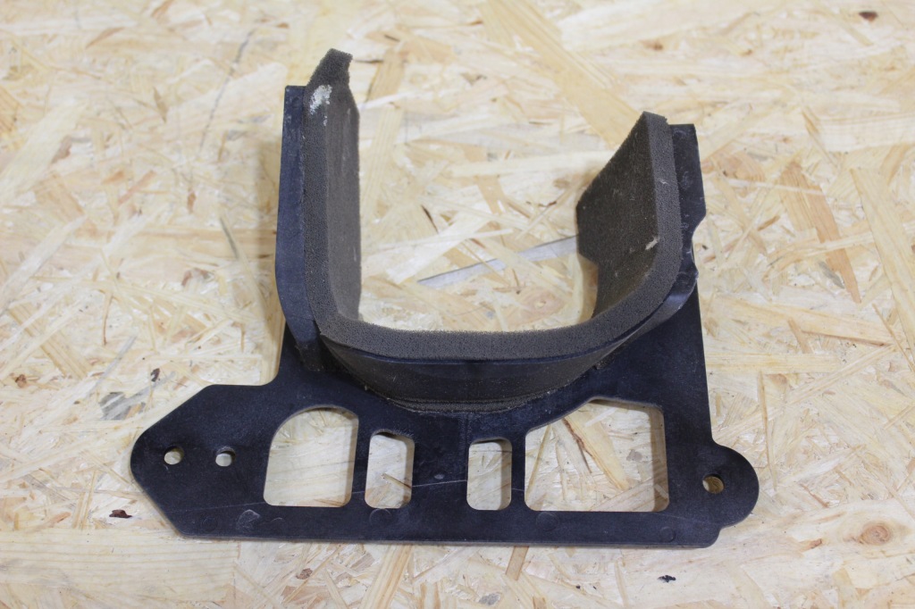 Купити Audi a5 8t рестайлінг  накладка піввісь ліва 8k0863187b