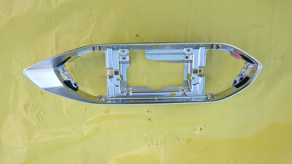 фото №1, Peugeot 308 t9 рамка радио панель dotykowego