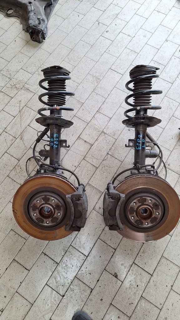 фото №1, Поворотный кулак амортизатор kpl gira espace v 1.6 dci левая