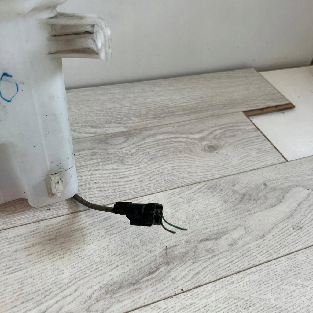 фото №9, Kia ceed ii 2 бак бачок омивача 98610a2000