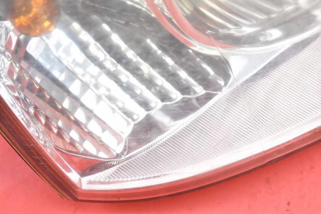 Фара правый  фара перед европа  ok2fa51020 kia carens 2 2 02-06 Киев