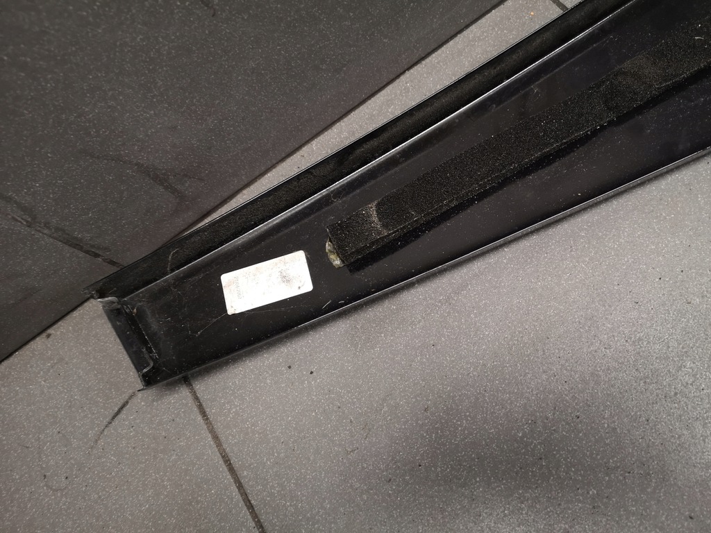 фото №8, Молдинг защита стойка b audi a8 d3 4e0853290a