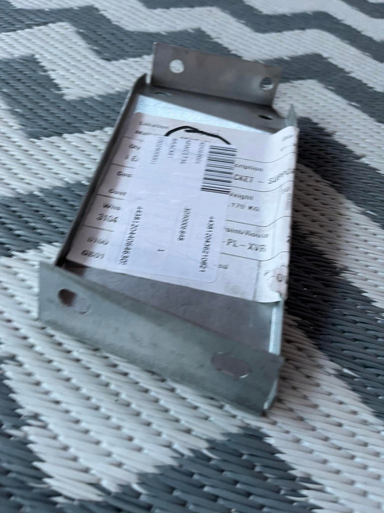 фото №3, Mwc1736 кронштейн дверь правый land rover defender