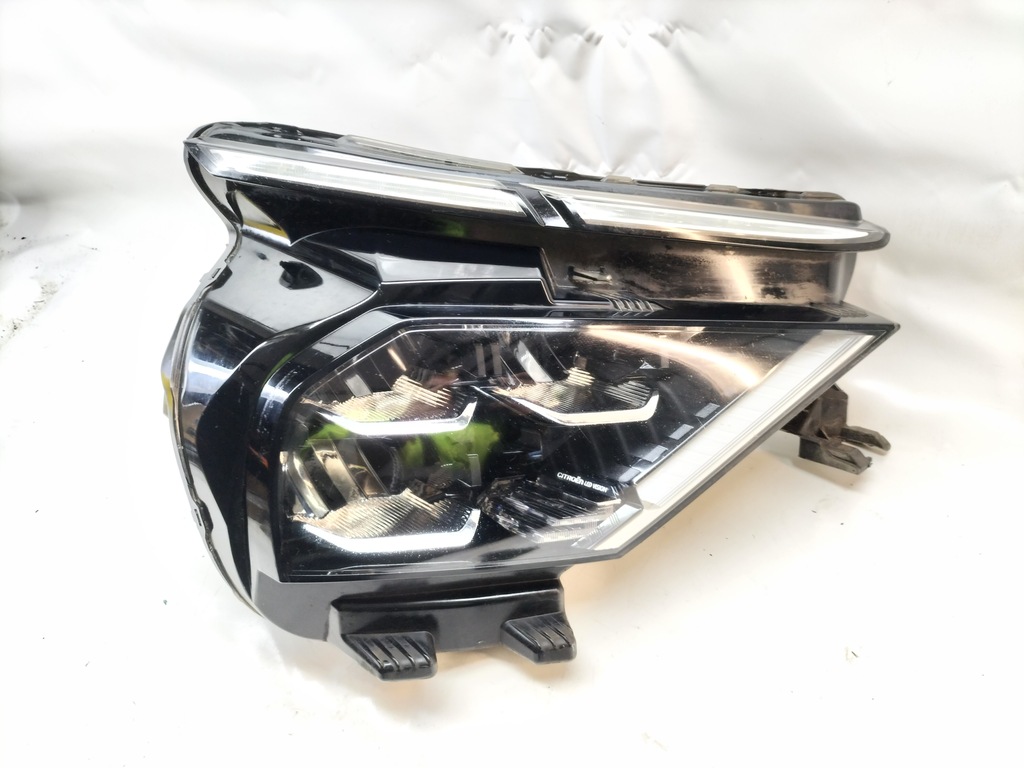 фото №13, Лампа led vision правий перед citroen c4 iii 2020- europa