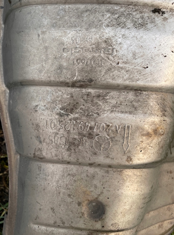 Mercedes e w207 кабриолет  cdi гаситель конечный a2074912501 в Украине