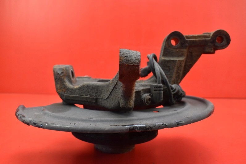 фото №4, Поворотний кулак ступиця права перед dacia duster 2 ii 1.5 dci 116 km 4x4 17-21