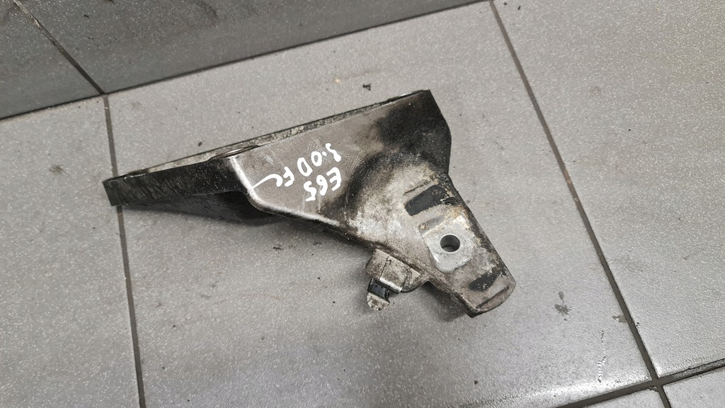 фото №5, Кронштейн двигателя bmw 7 e65 lift 3.0d 6770005