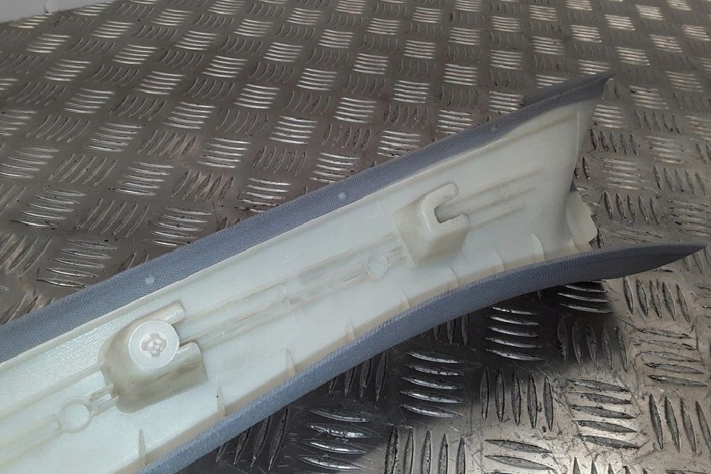 фото №10, Передня права захист стійка bmw 1 coupe e82 11242010 3.0l бензиновий 225kw