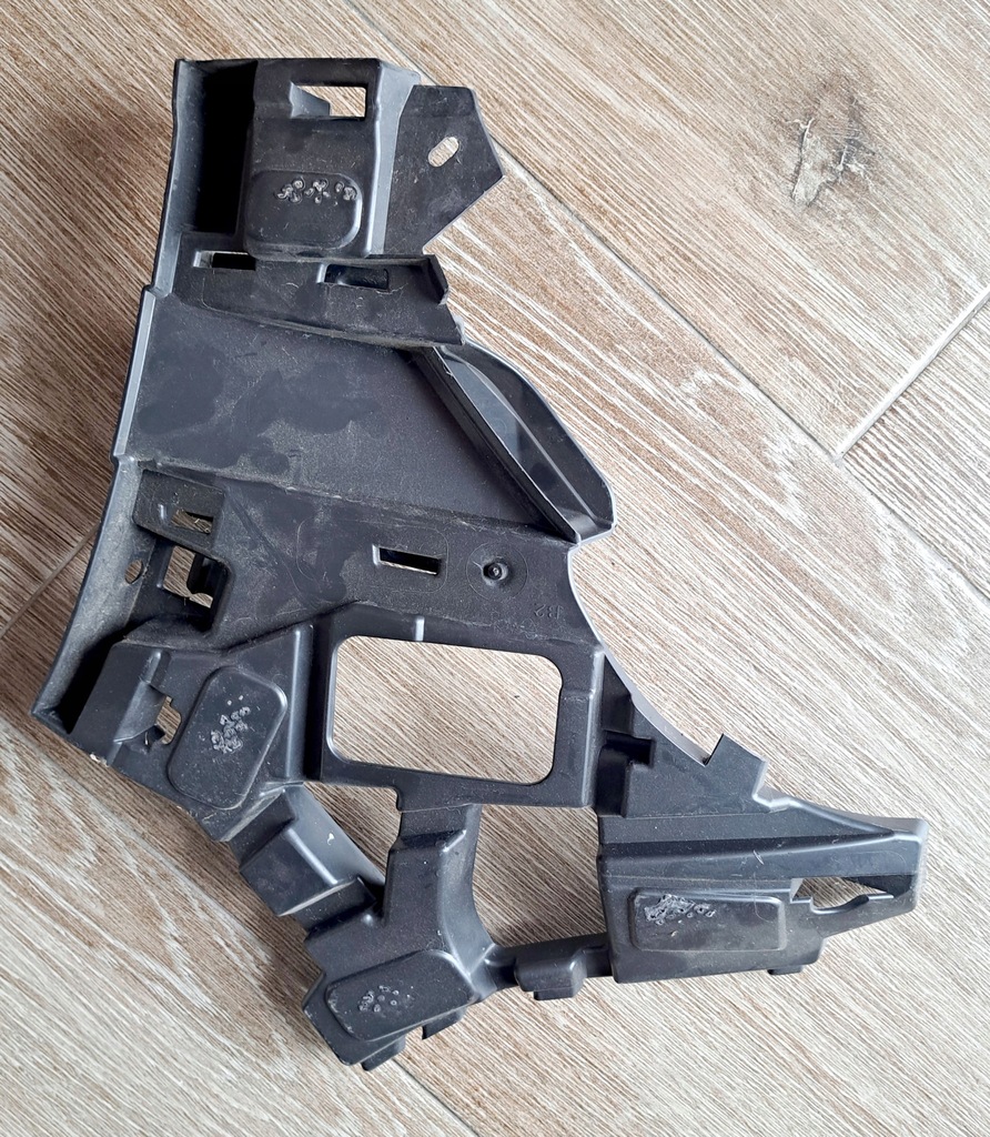 фото №1, Направляющая бампера перед левый 620439085r renault megane iv