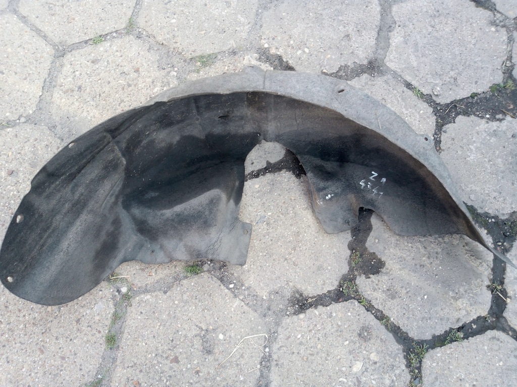 фото №1, Подкрылок правый задняя vw passat b6 3c0810972