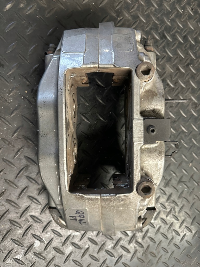 фото №7, Суппорт тормозной правый задняя pod ceramikę audi q7 4l