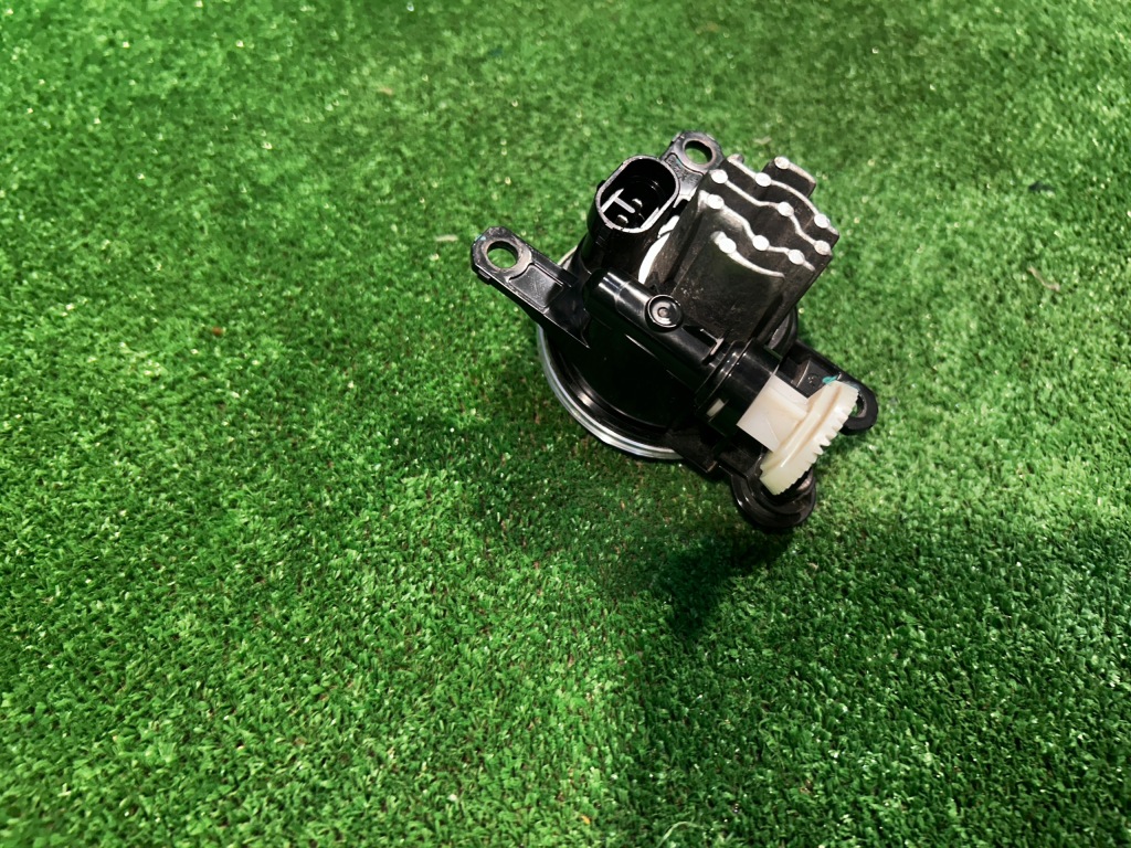 Peugeot citroen opel протитуманна фара лівий led 9831303880 Ціна