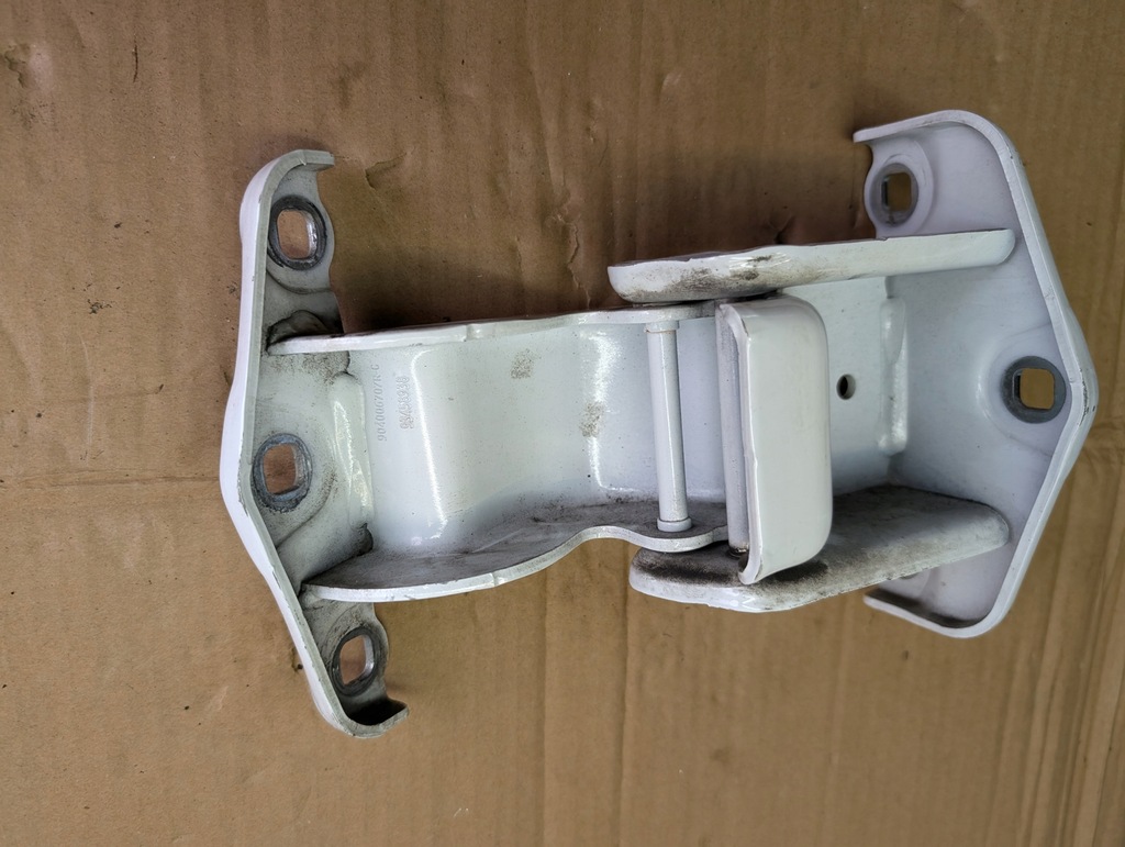 фото №3, Петля двері правий задня góra 904108626r renault trafic iii