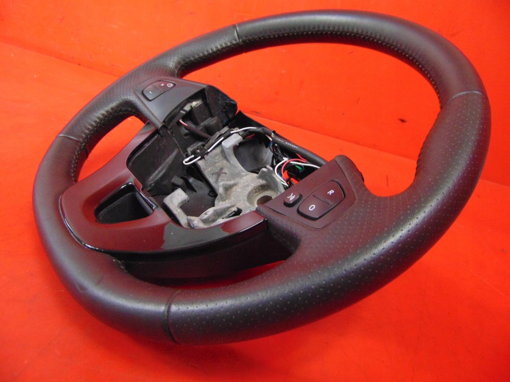 фото №9, Renault zoe 12- воздуховод многофункциональный кожаный