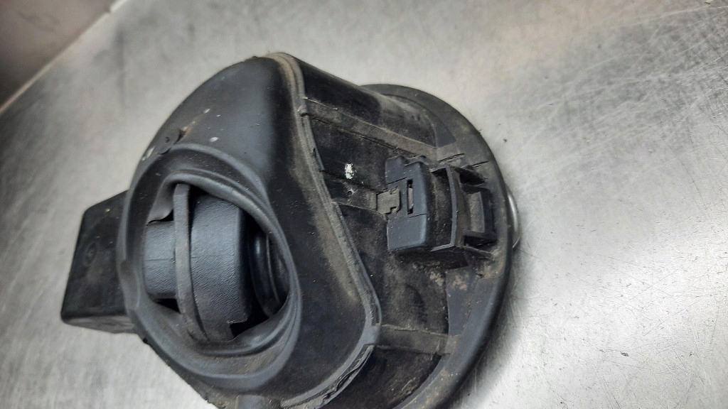 фото №9, Кришка заливної пального 5j6809857a skoda fabia ii