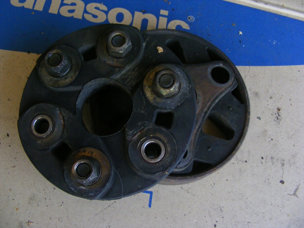 фото №1, Mercedes slk r170 резиновый элемент соединитель вала 2.3