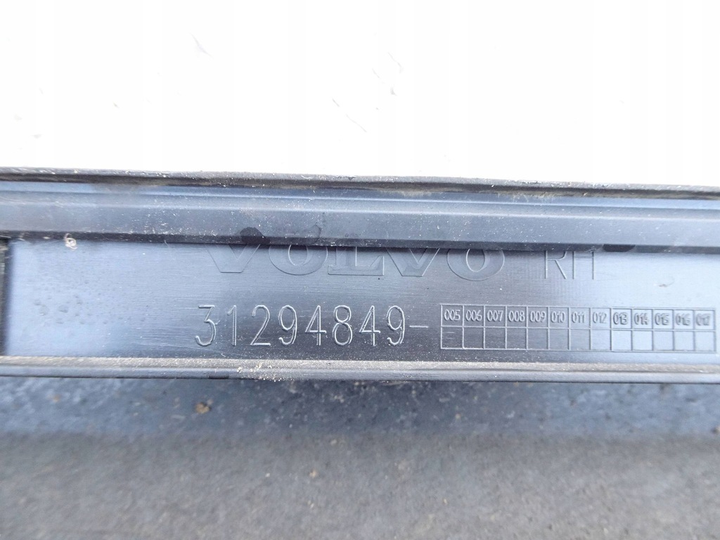 фото №9, Молдинг поріг права volvo xc60 08-13r.,