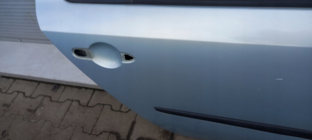 фото №6, Двері правий задня renault laguna 01r