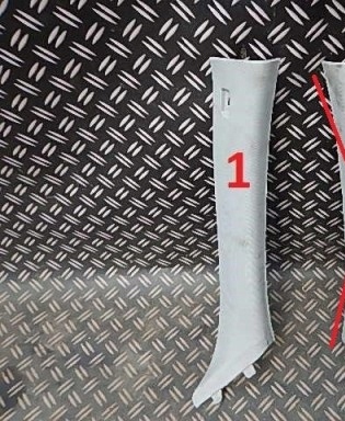 фото №1, Bmw 3 e90 e91 молдинг защита обивка правая