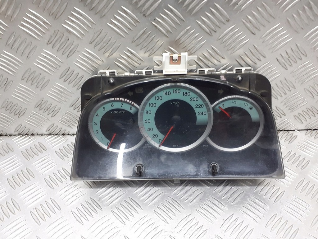 фото №1, Счетчик приборы toyota corolla verso 1.6